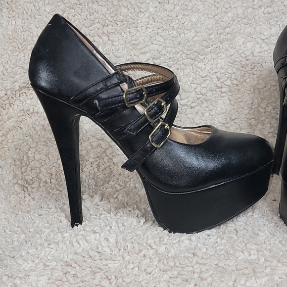 Black platform high heels - Picture 5 of 8